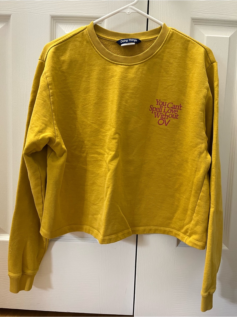 Outdoor Voices “You Can’t Spell Love Without OV” Cropped Sweatshirt – Size M